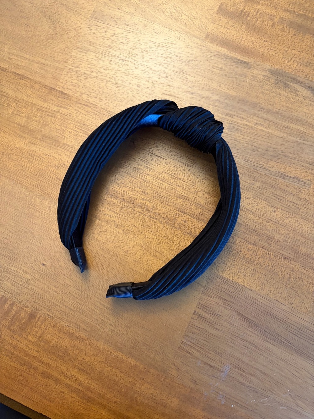 Old Navy Black Knotted Pleated Headband